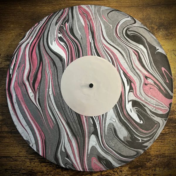 VinylMarblingCrazyBodyArt9