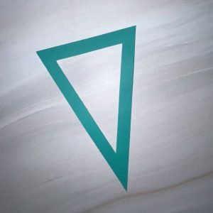 Pochoir autocollant - TRIANGLE.1